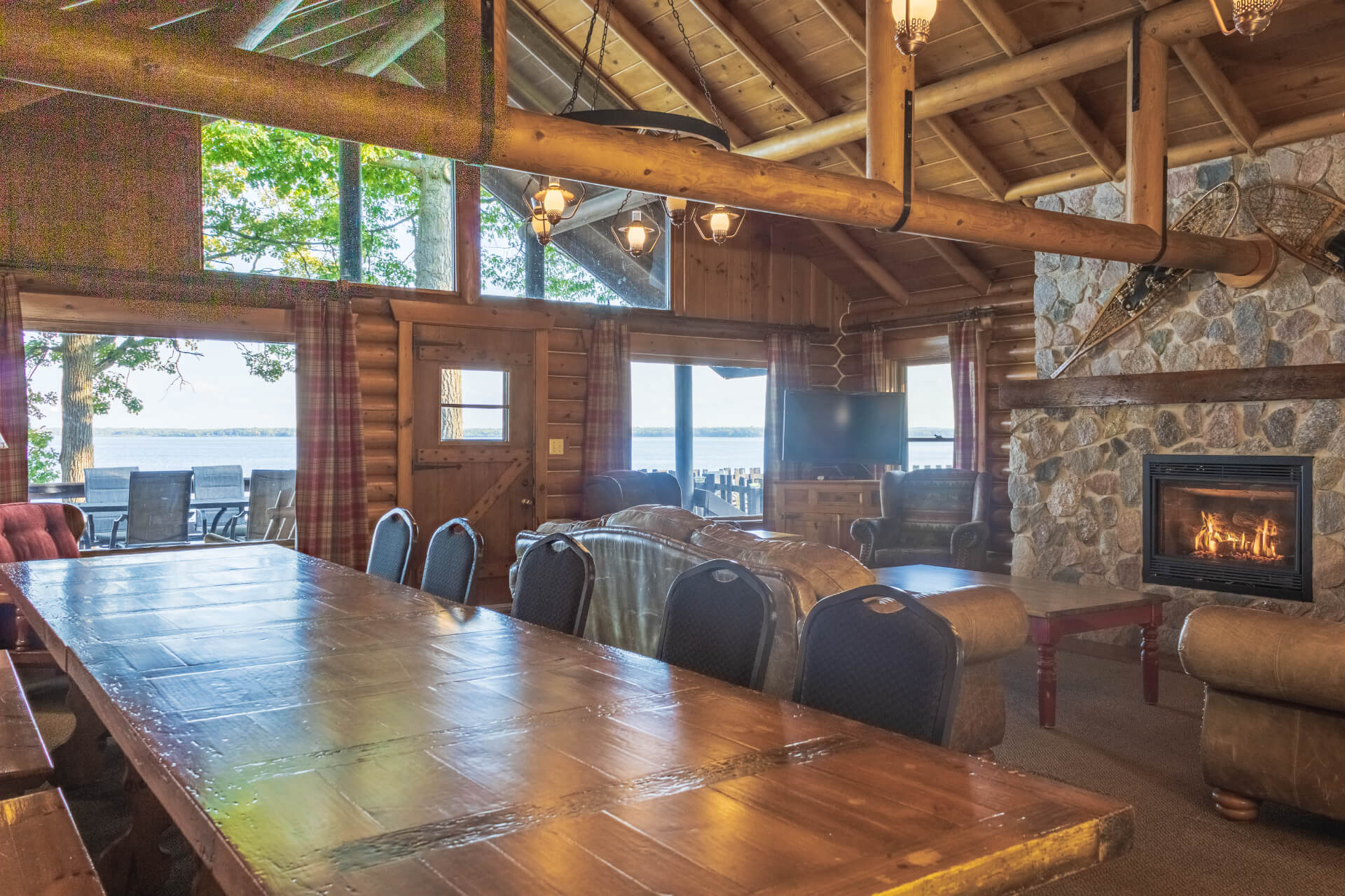 Cabin Cedars Dining Room