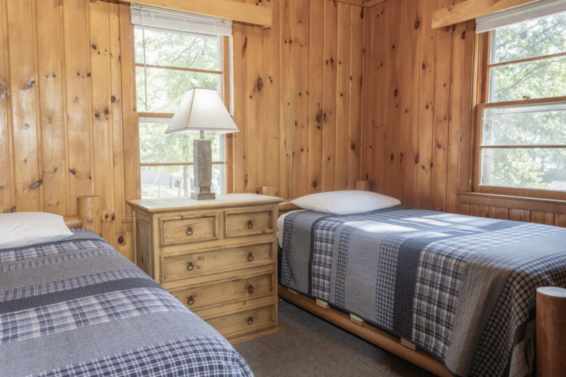 Cabin Woodlands Bedroom